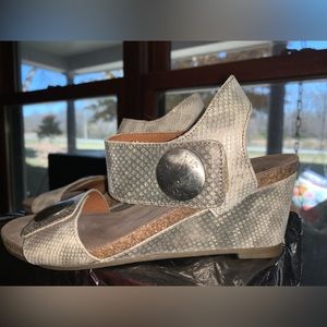 Taos Carousel Snake Embossed Sandal